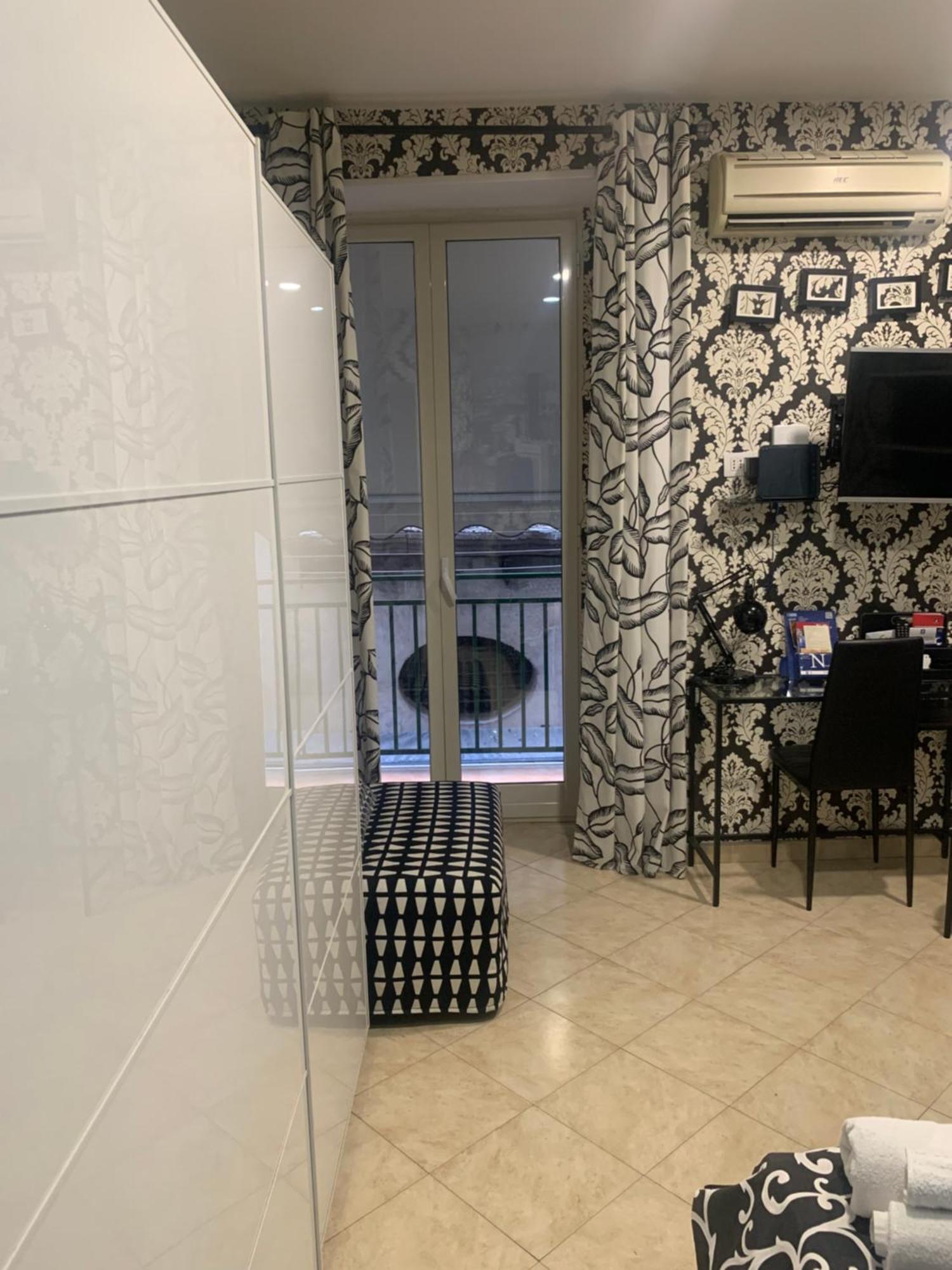 شقة Casa Dalia نابولي المظهر الخارجي الصورة